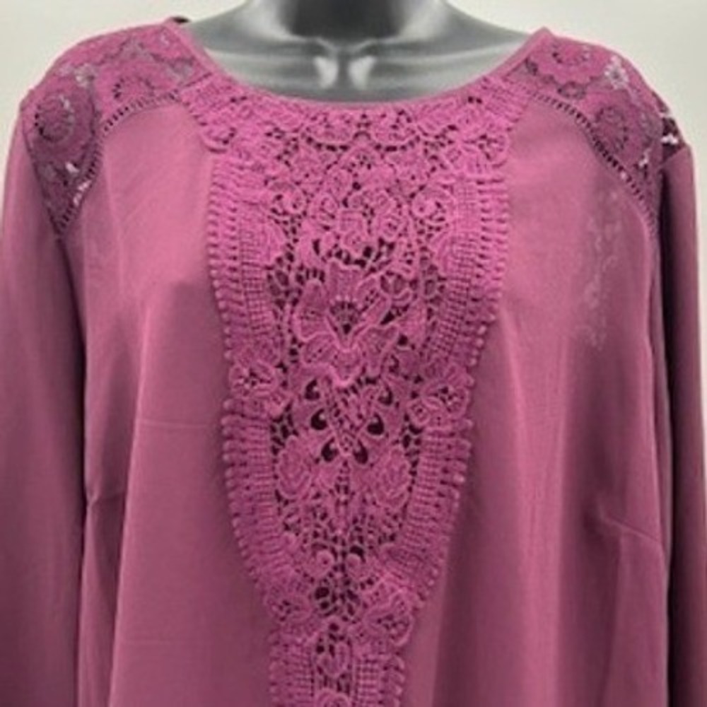 Maurices Womens Plum Purple Crochet Lace 3/4 Sleeve Blouse Top Size 2 NEW